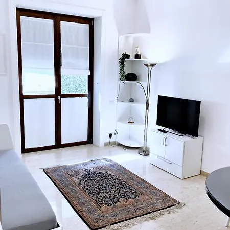 Maison d'hôtes Executive 80 M2, 2floor, Quiet In Navigli-duomo Milan